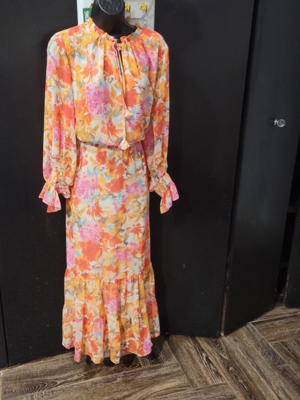 Vince Camuto Orange Pink Yellow Floral Maxi Dress